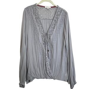 Taylor & Sage Womens Faux Wrap Blouse Large Light Gray Lace Crochet Cottagecore
